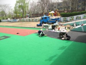 點(diǎn)擊查看詳細(xì)信息<br>標(biāo)題：幼兒園塑膠場(chǎng)地施工中 閱讀次數(shù)：7577