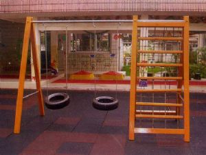 點(diǎn)擊查看詳細(xì)信息<br>標(biāo)題：秋千 閱讀次數(shù)：7439