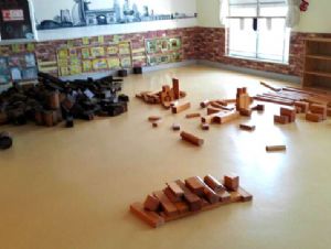 點擊查看詳細信息<br>標題：實木積木A型 閱讀次數：7784